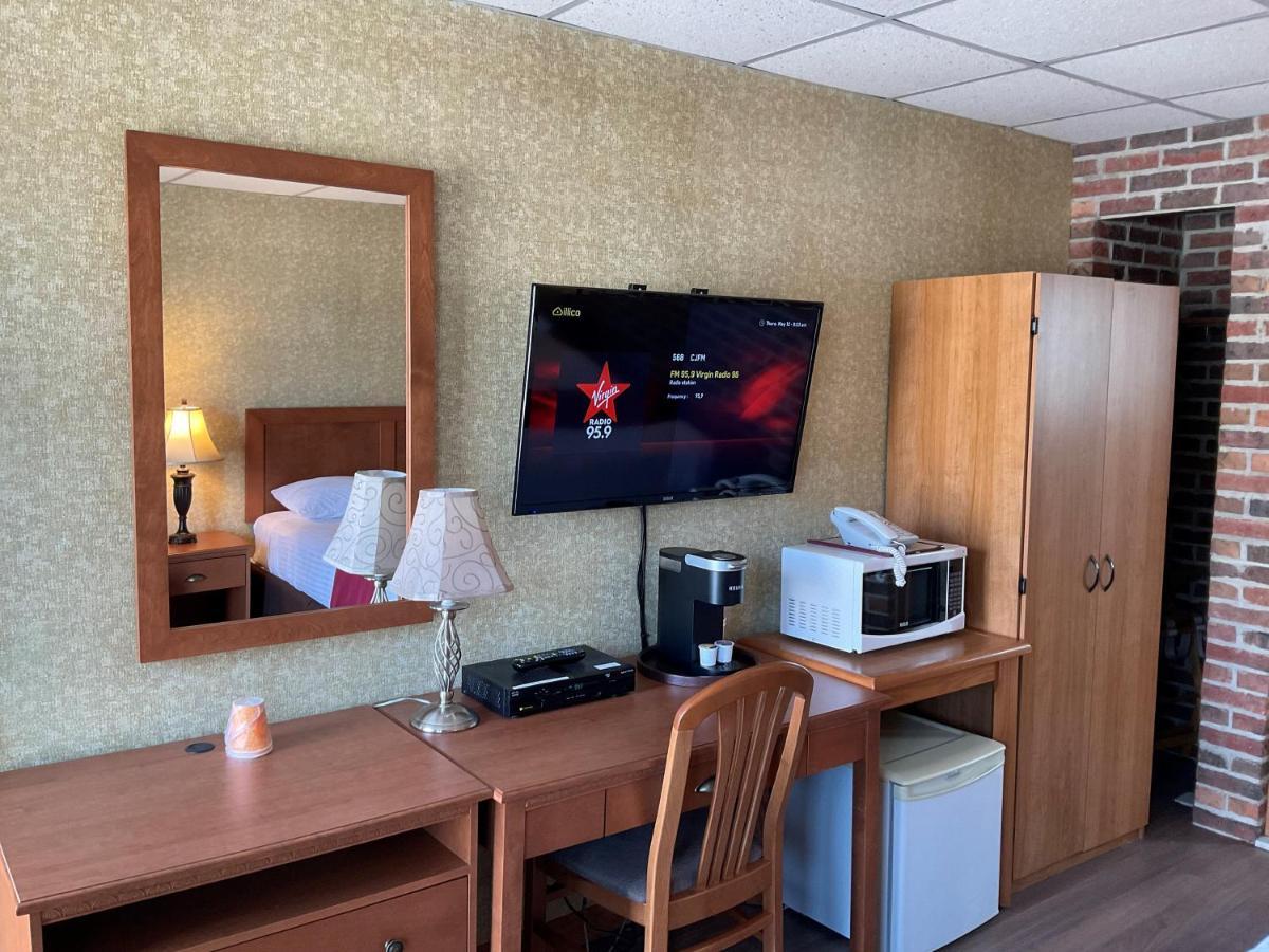 Motel & La Paysanne Sherbrooke