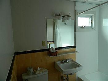 La Paysanne Motel&hotel Sherbrooke