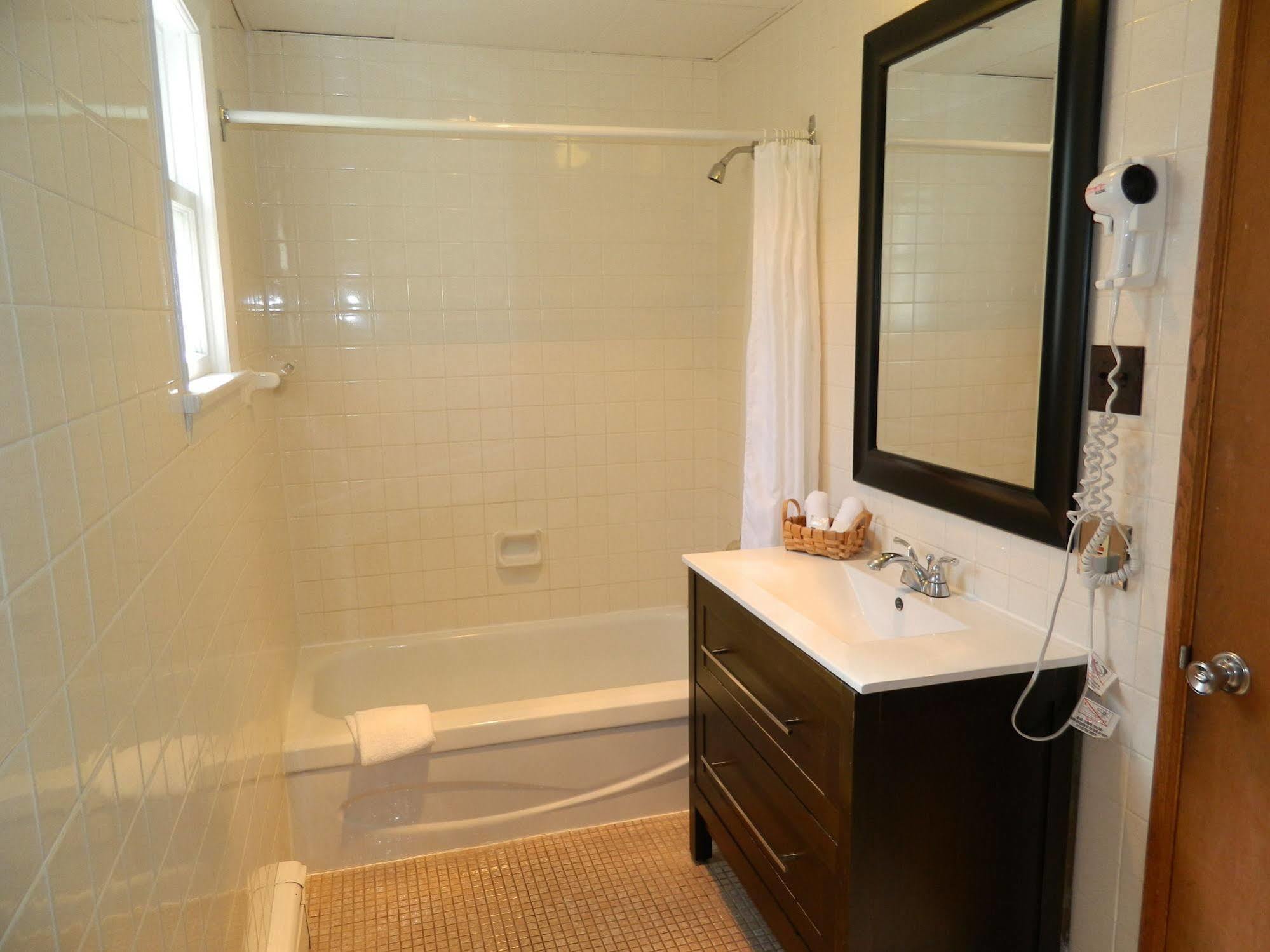 La Paysanne Motel&hotel 3* Sherbrooke